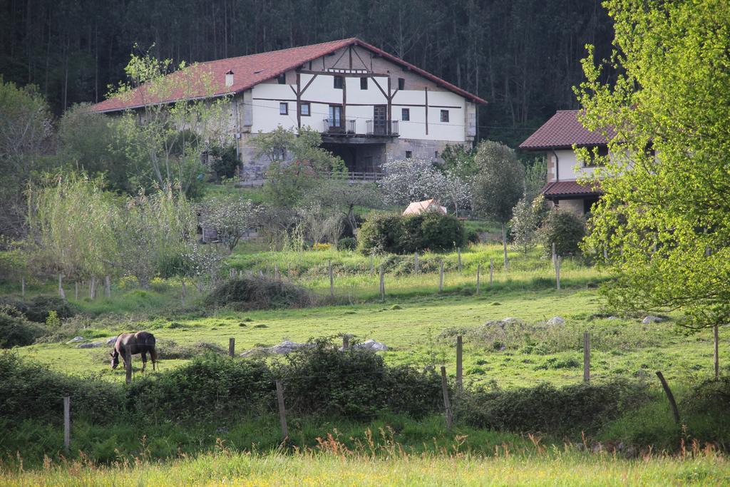 Ecohotel Rural Angiz Бустурия Экстерьер фото