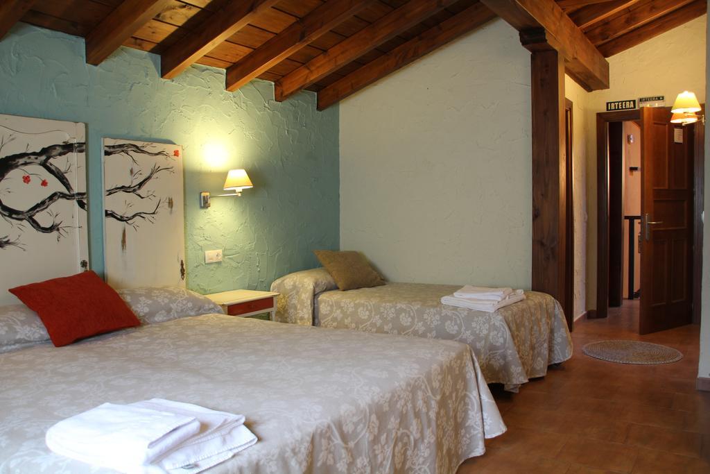 Ecohotel Rural Angiz Бустурия Экстерьер фото