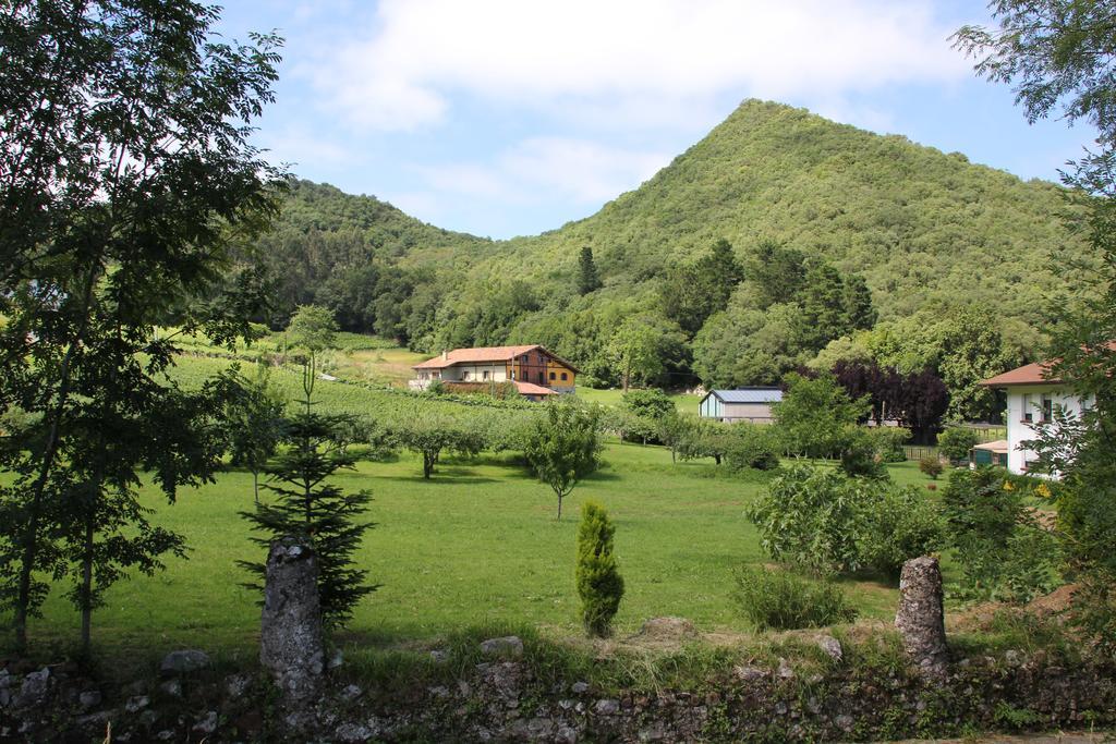 Ecohotel Rural Angiz Бустурия Экстерьер фото